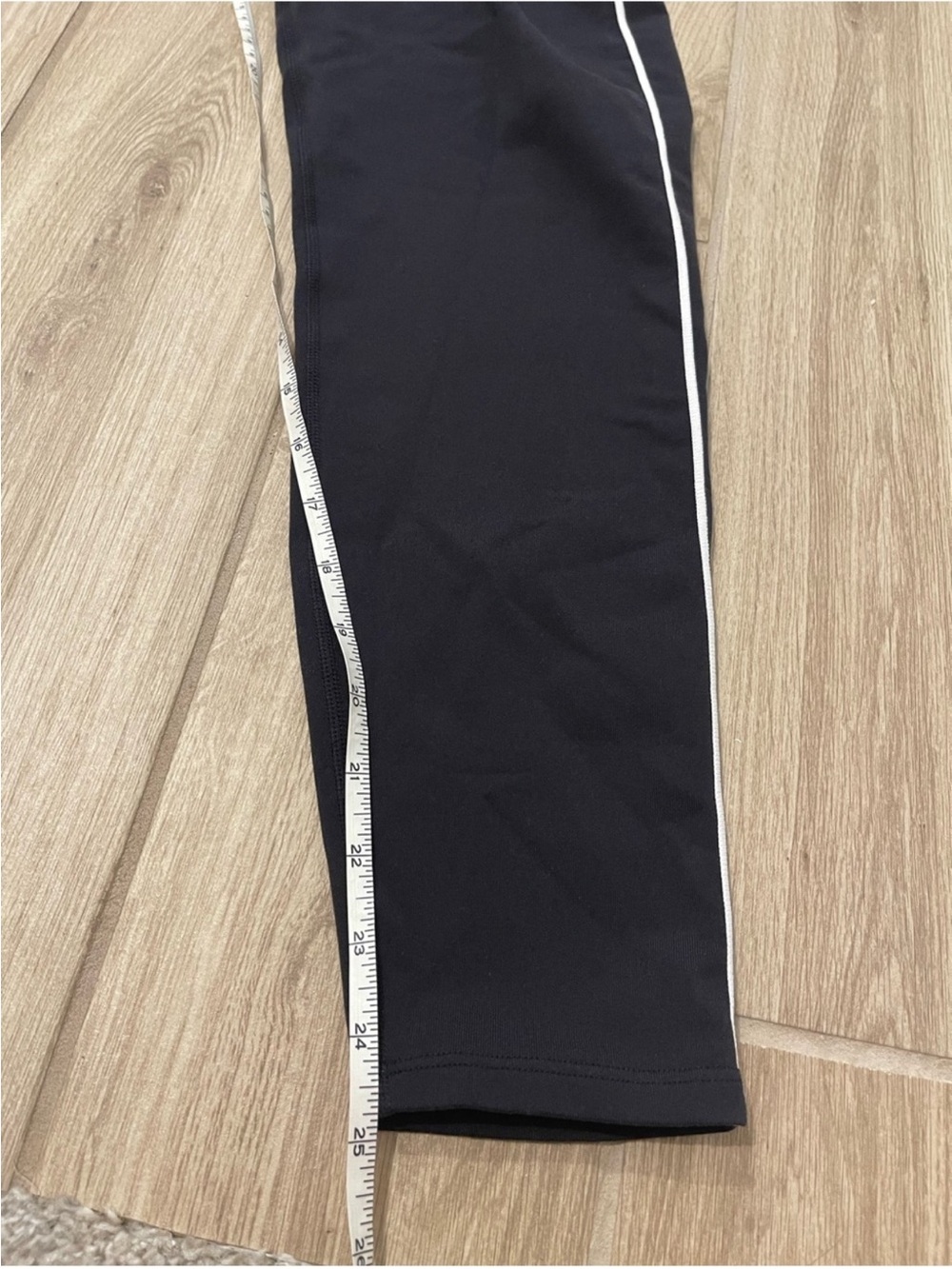 Alo Yoga Airbrush High Waist Heart Throb Leggings Black/ White Sz L 12-14 W54341 - Picture 15 of 15